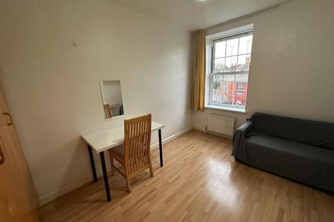 2 bedroom flat to rent, Holloway Road, N7 Area