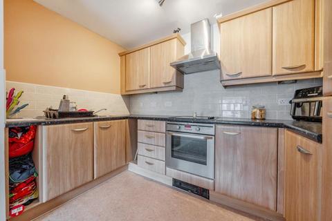 undefined, Thornhill Close,  Carterton,  OX18