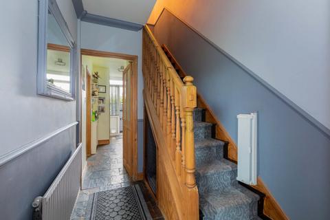 91 Tamar Way, Slough, SL3 8SY
