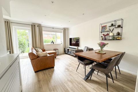 undefined, Roding Way, Wickford