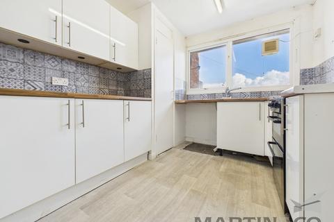 3 bedroom maisonette for sale, Lumsden Road, Southsea