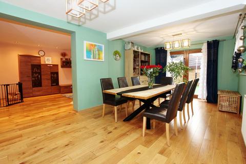 5 bedroom detached house for sale, Church Street, Caerphilly CF83