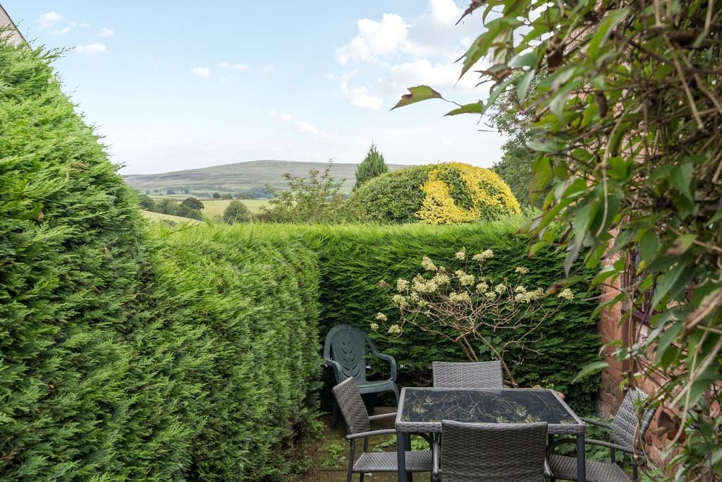 Side garden