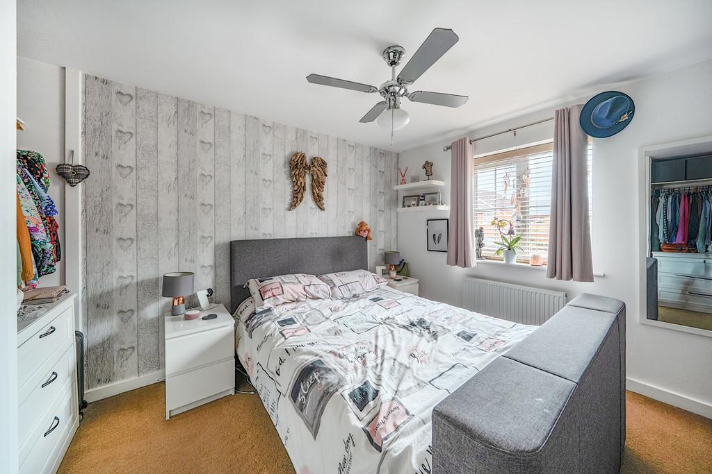 1353612-9-68c1653a41e91