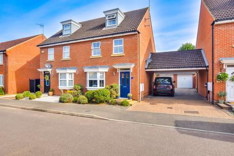 3 bedroom semi-detached house for sale, Orchid Close, Takeley