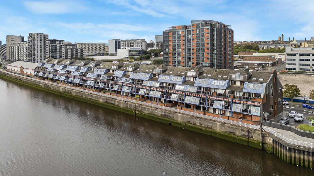 6-print-77 Lancefield Quay Flat 11 41