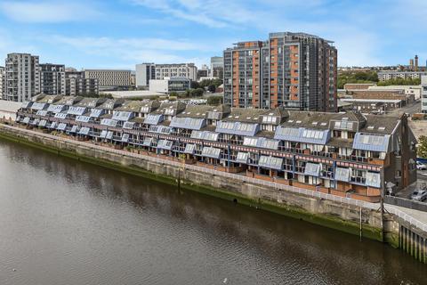 undefined, Lancefield Quay, Glasgow G3