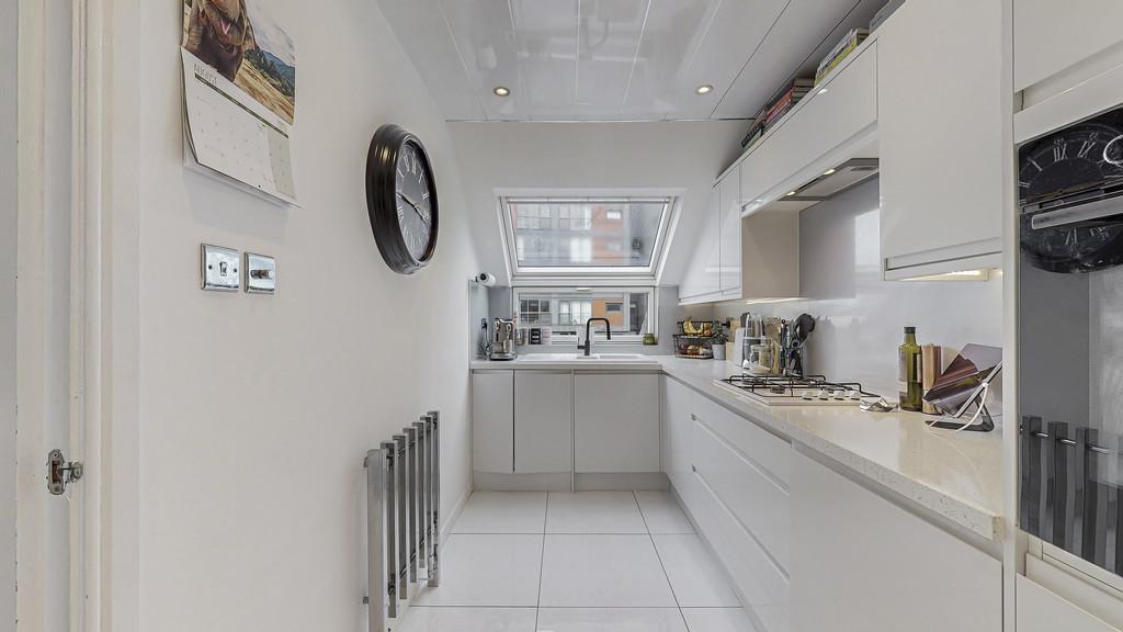 39-print-77 Lancefield Quay Flat 11 35