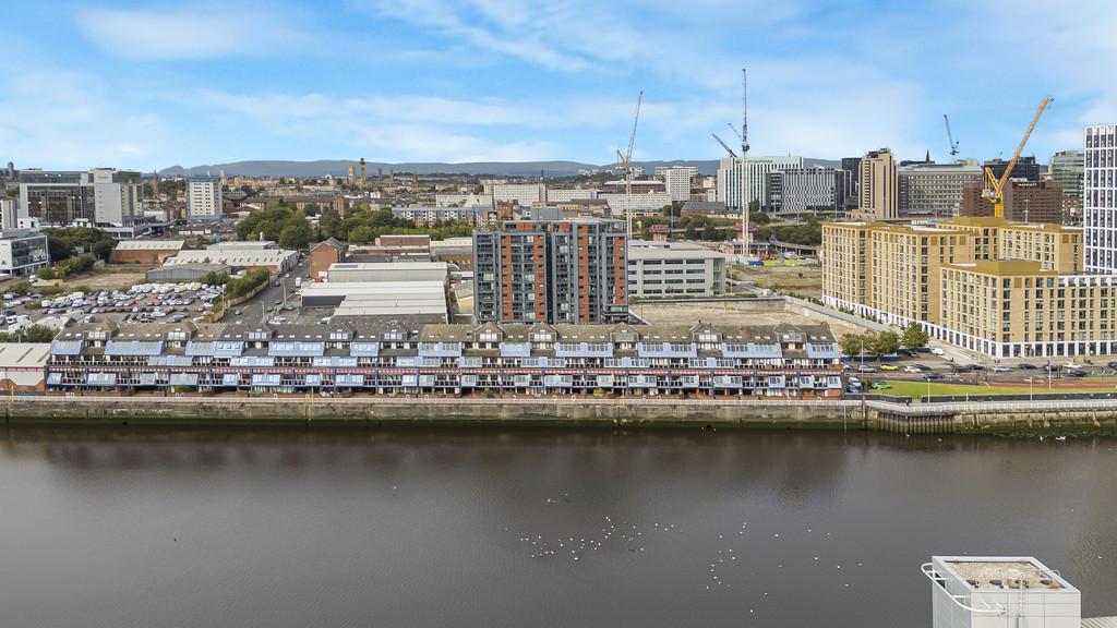 69-print-77 Lancefield Quay Flat 11 44