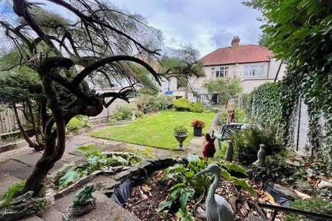 undefined, Wandle Court Gardens, Beddington