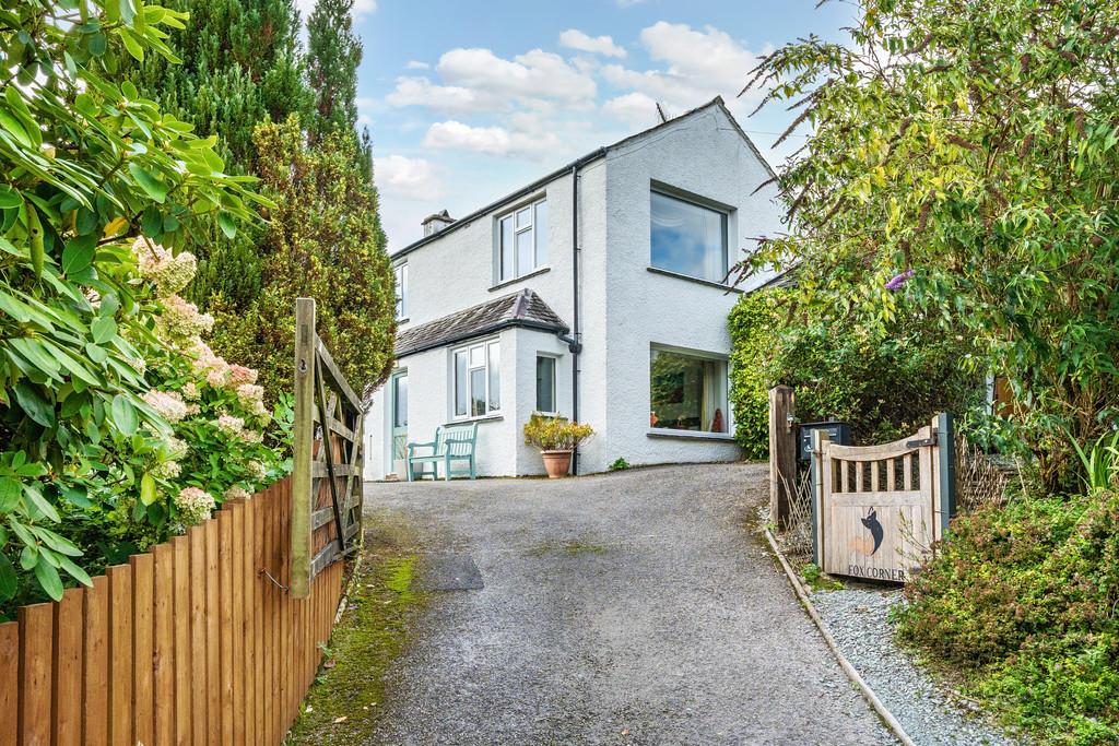 Driveway to Kirkley Bank