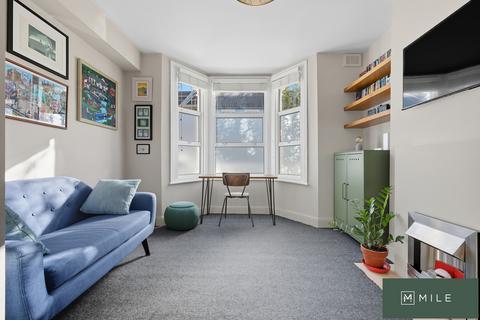 1 bedroom flat for sale, Earlsmead Road, London NW10