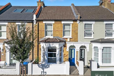 1 bedroom flat for sale, Earlsmead Road, London NW10