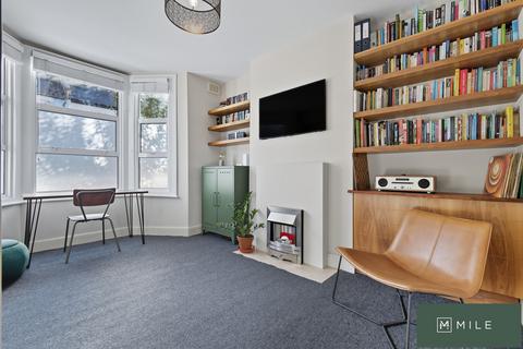 1 bedroom flat for sale, Earlsmead Road, London NW10