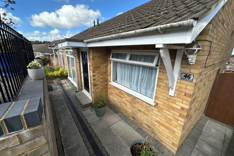 undefined, Staveley Road, Dunstable LU6