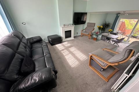 undefined, Staveley Road, Dunstable LU6