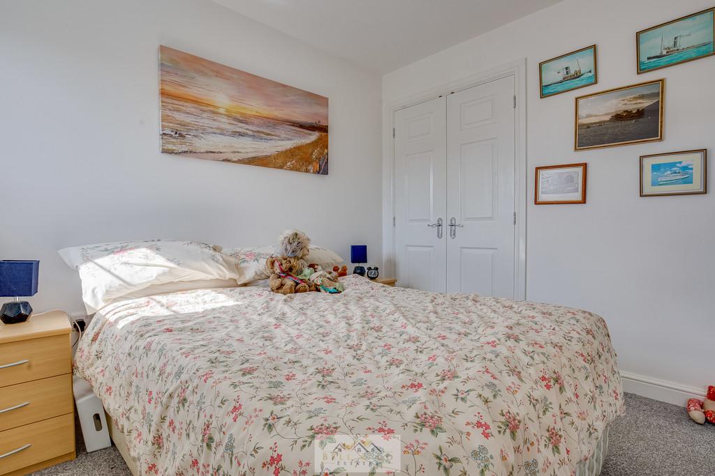 Bedroom 2.3