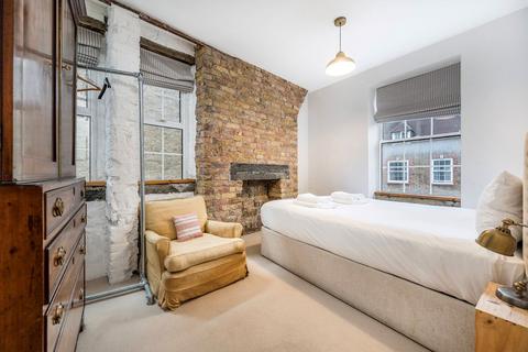 undefined, Old Castle Street, London E1