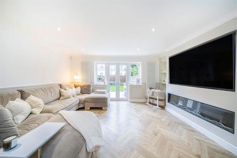 undefined, Elizabeth Fry Place, London SE18
