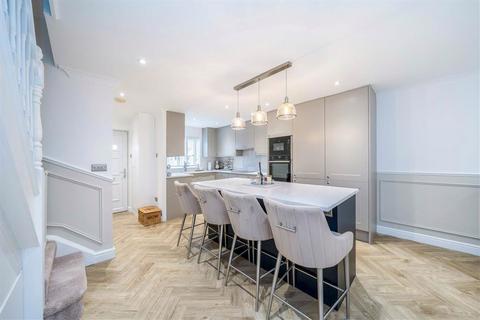 undefined, Elizabeth Fry Place, London SE18