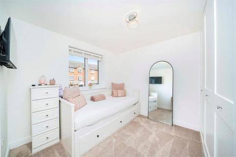 42 Elizabeth Fry Place, London, SE18 4LA
