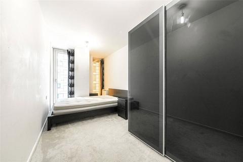 3 bedroom flat for sale, Millharbour, London E14