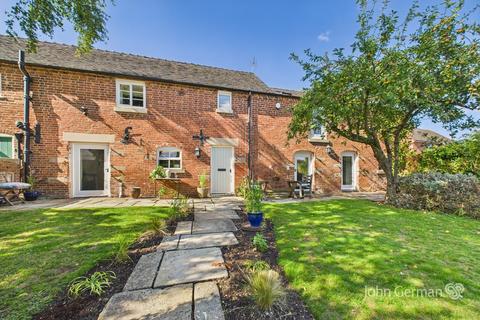 3 bedroom barn conversion for sale, Derby Lane, Shirley