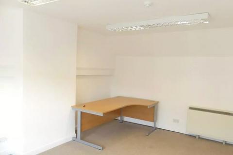 Office to rent, 24 High St Malmesbury SN16 9AU
