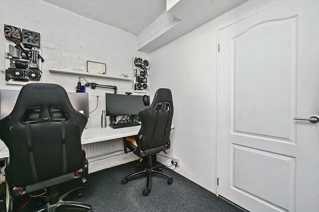 1 Selborne Close (1)