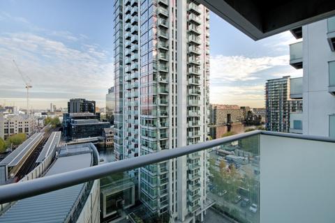 undefined, Pan Peninsula, Canary Wharf, London, E14