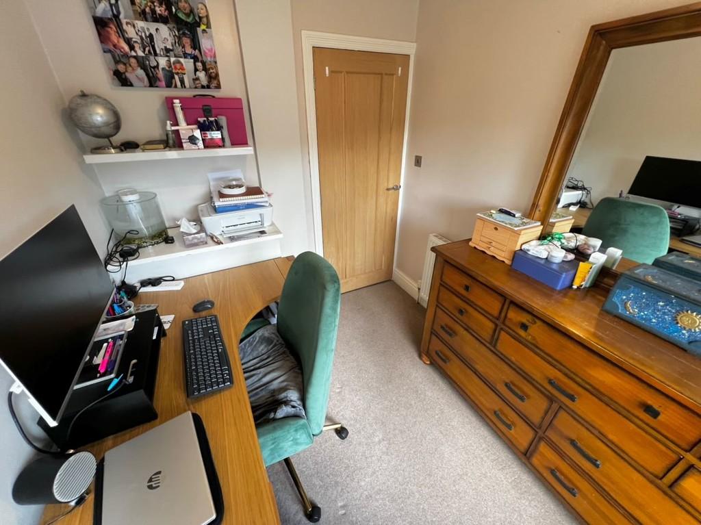 Bedroom 3/Office