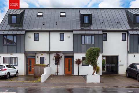 4 bedroom terraced house for sale, Rothbury Mews, Portslade, East Sussex, BN41 1AU