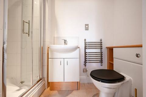 3 bedroom flat for sale, Regents Park Road, Chalk Farm, London, NW1