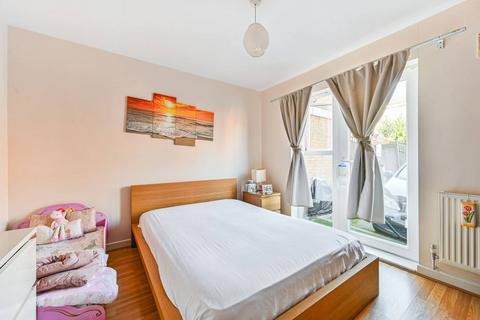 undefined, Calypso Crescent, Peckham, London, SE15