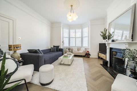 53 Childebert Road, London, SW17 8EY