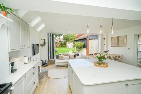 undefined, Ashburnham Crescent, Linslade