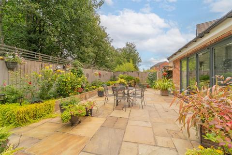 undefined, Chelsfield Grove, Chorlton