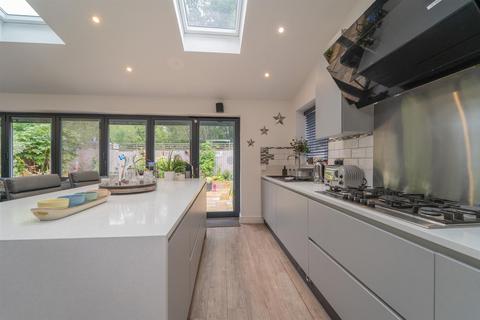 undefined, Chelsfield Grove, Chorlton