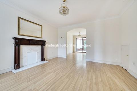 undefined, Crothall Close, London, N13