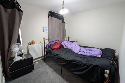 1 bedroom flat to rent, Princes Street, Dover, Kent, CT17