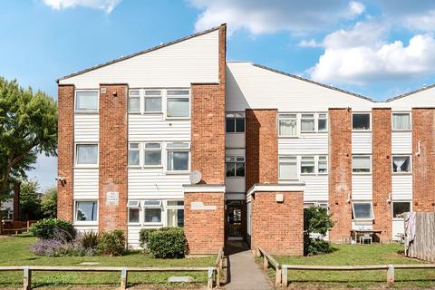 Borland Road, Teddington, TW11