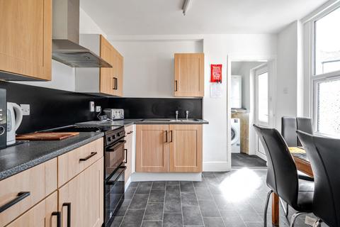 5 bedroom end of terrace house for sale, Sladebrook Avenue, Somerset BA2