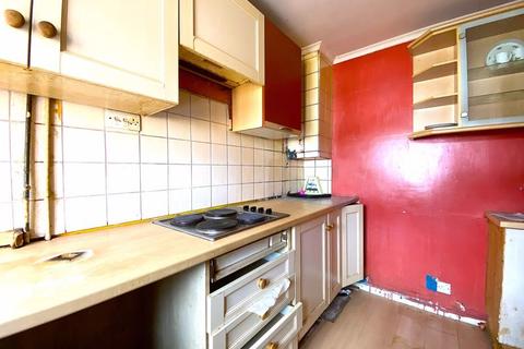 undefined, Magnolia Close, Pershore