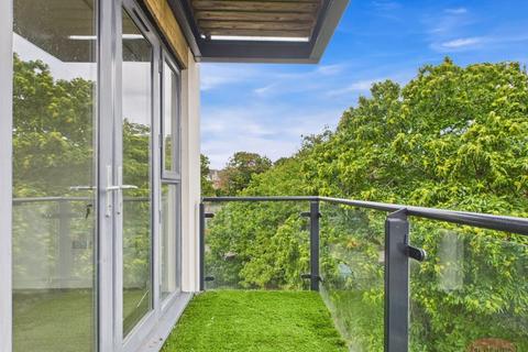 2 bedroom apartment for sale, Sea Road, Bournemouth