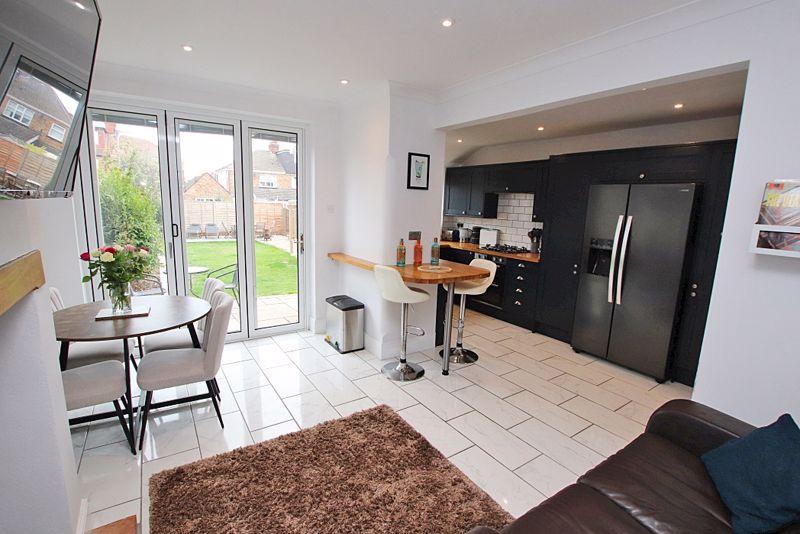 Kitchen dining...