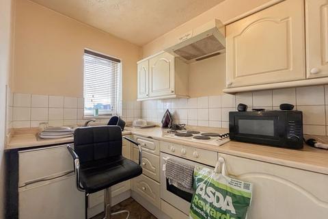 undefined, Redwood Road, Coseley