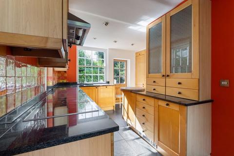 undefined, Bigwood Road, Hampstead Garden Suburb