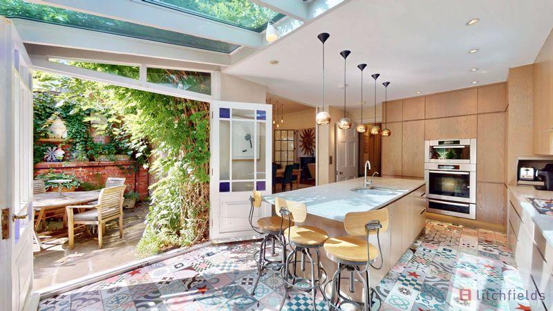 Kitchen including