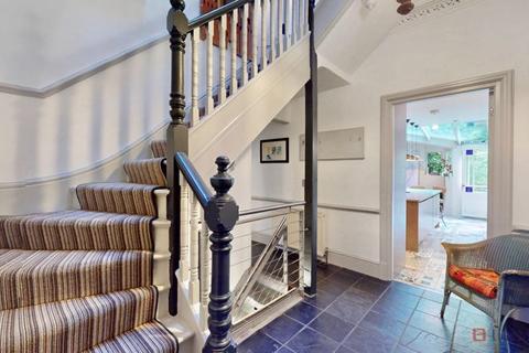 6 bedroom character property for sale, Wolseley Road, Crouch End , N8