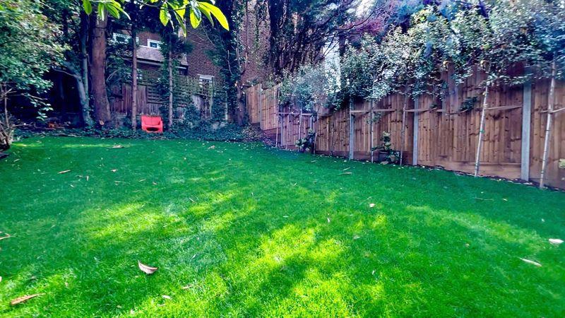 Garden lawn